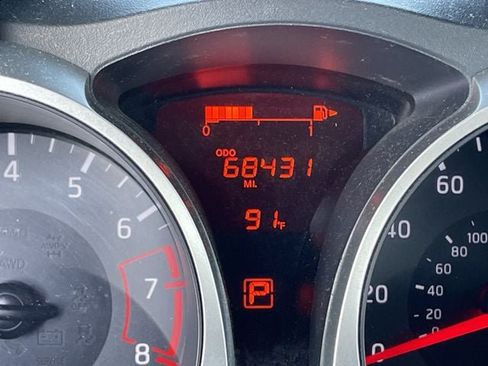 Used 2017 Nissan Juke S FWD image 14