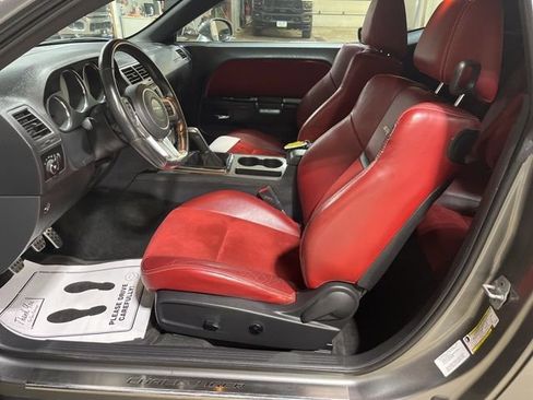 Used 2012 Dodge Challenger SRT8 image 5