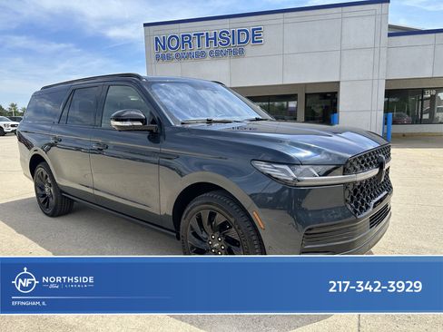 Used 2025 Lincoln Navigator L Reserve w/ Jet Appearance Package AWD/4WD image 1