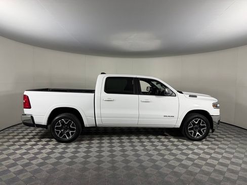 Used 2025 RAM 1500 Laramie AWD/4WD image 7
