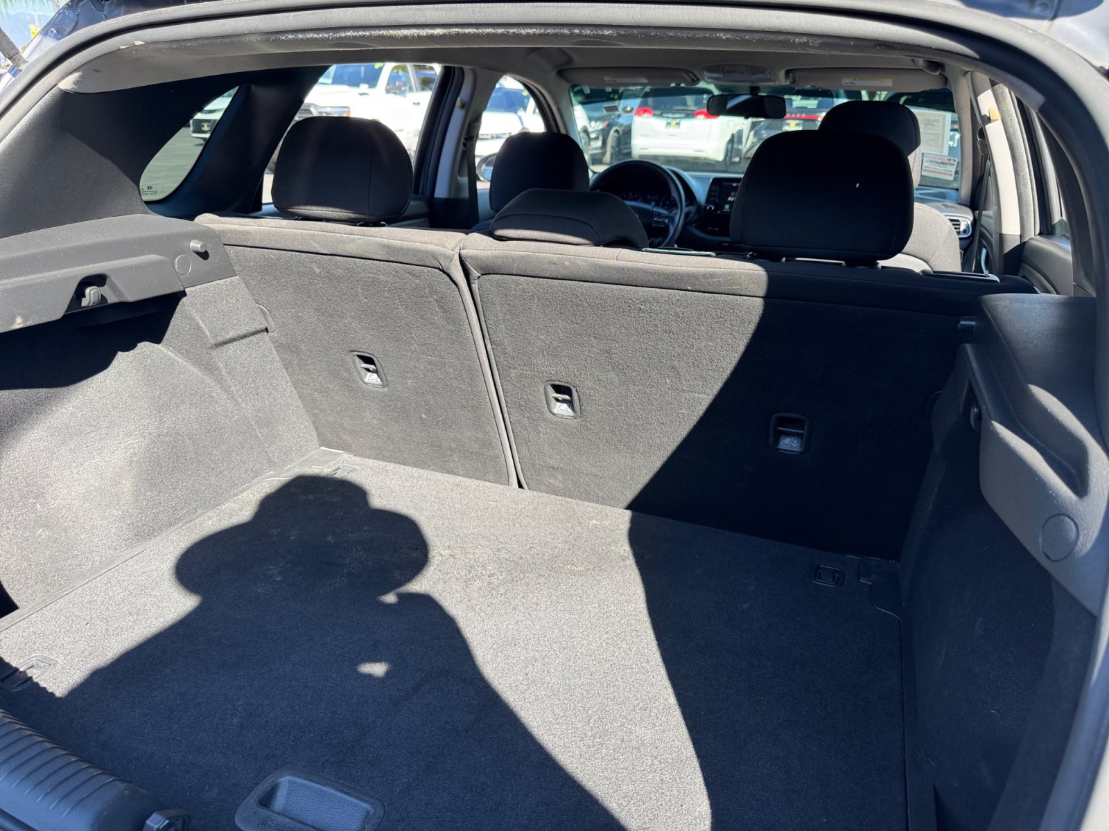 Used 2019 Hyundai Elantra GT FWD image 18