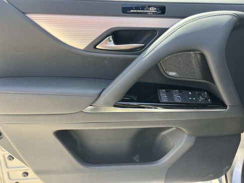 Used 2024 Lexus LX 600 F Sport AWD/4WD image 30