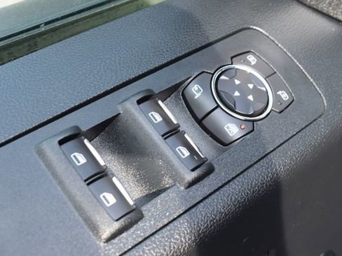 Used 2019 Ford F150 Lariat AWD/4WD image 18