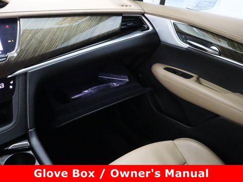 Used 2020 Cadillac XT6 Premium Luxury w/ Platinum Package image 28