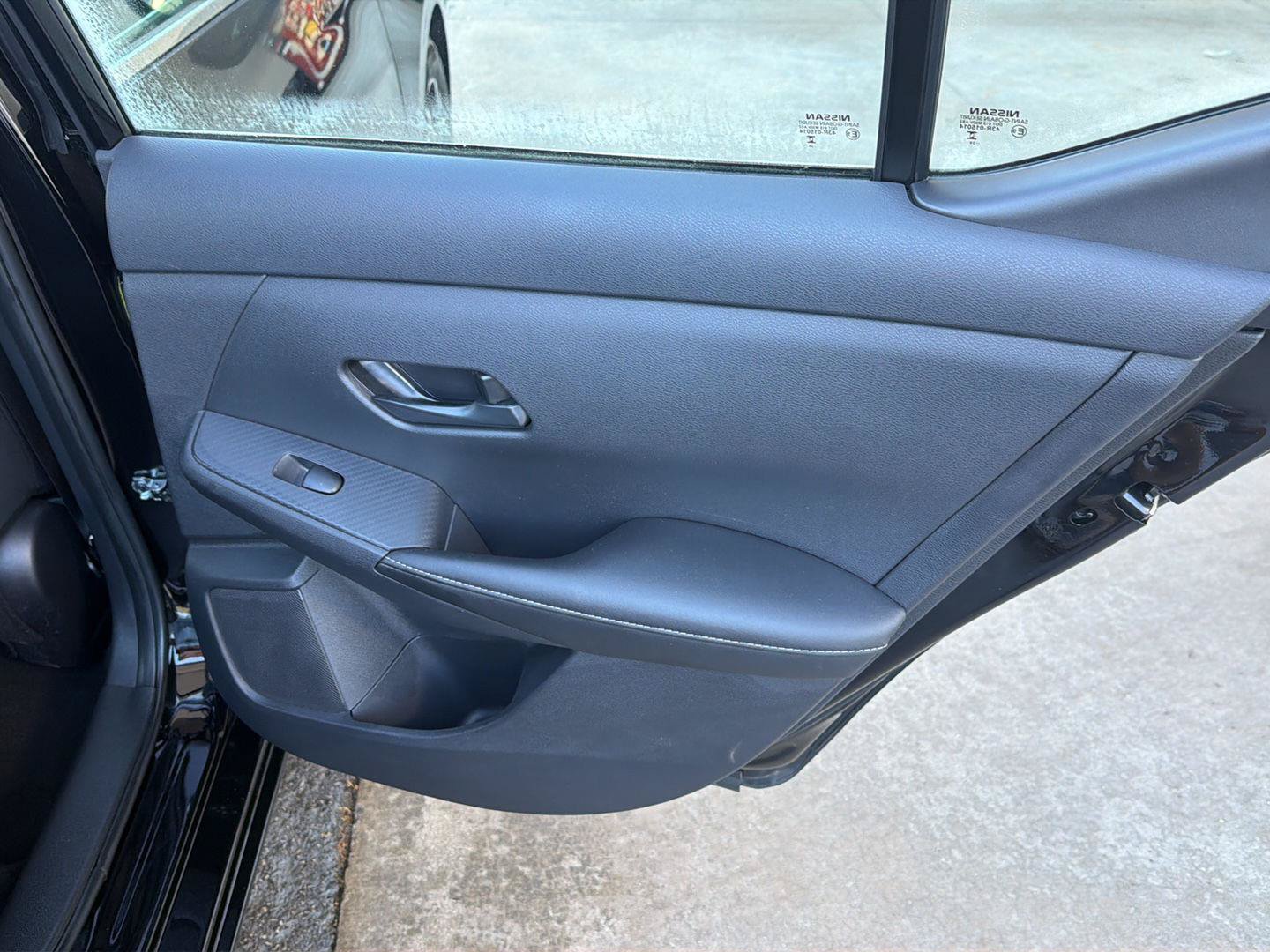 Used 2025 Nissan Sentra SV FWD image 15