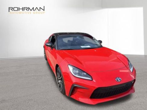 Certified 2022 Toyota GR86 w/ ALL Weather Mat Package (TMS) RWD image 16