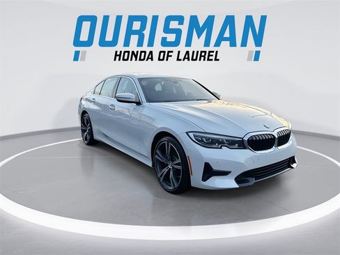 Used 2021 BMW 330i xDrive Sedan w/ Convenience Package image 2