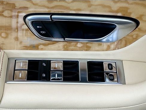 Used 2017 Bentley Continental GT image 29