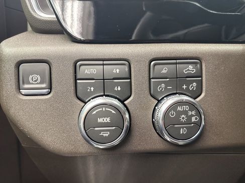 New 2026 GMC Sierra 2500 SLT w/ SLT Premium Package image 12