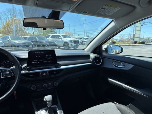 Used 2024 Kia Forte LXS FWD image 25