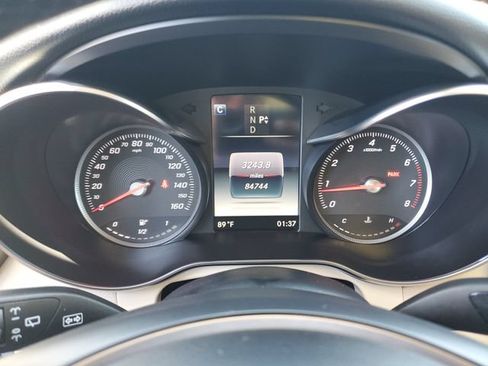 Used 2018 Mercedes-Benz GLC 300 4MATIC image 14