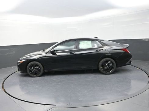 New 2026 Hyundai Elantra SEL Sport Premium w/ Cargo Package FWD image 5
