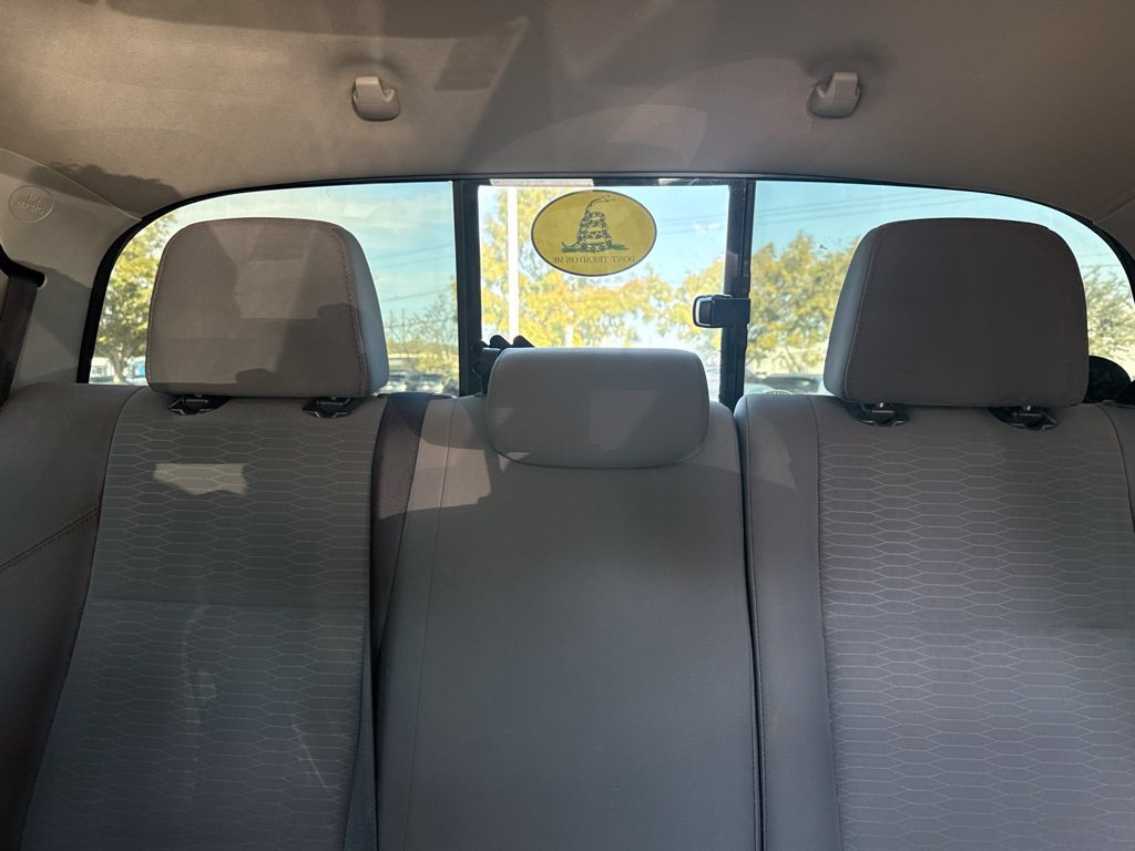 Used 2018 Toyota Tacoma SR RWD image 17