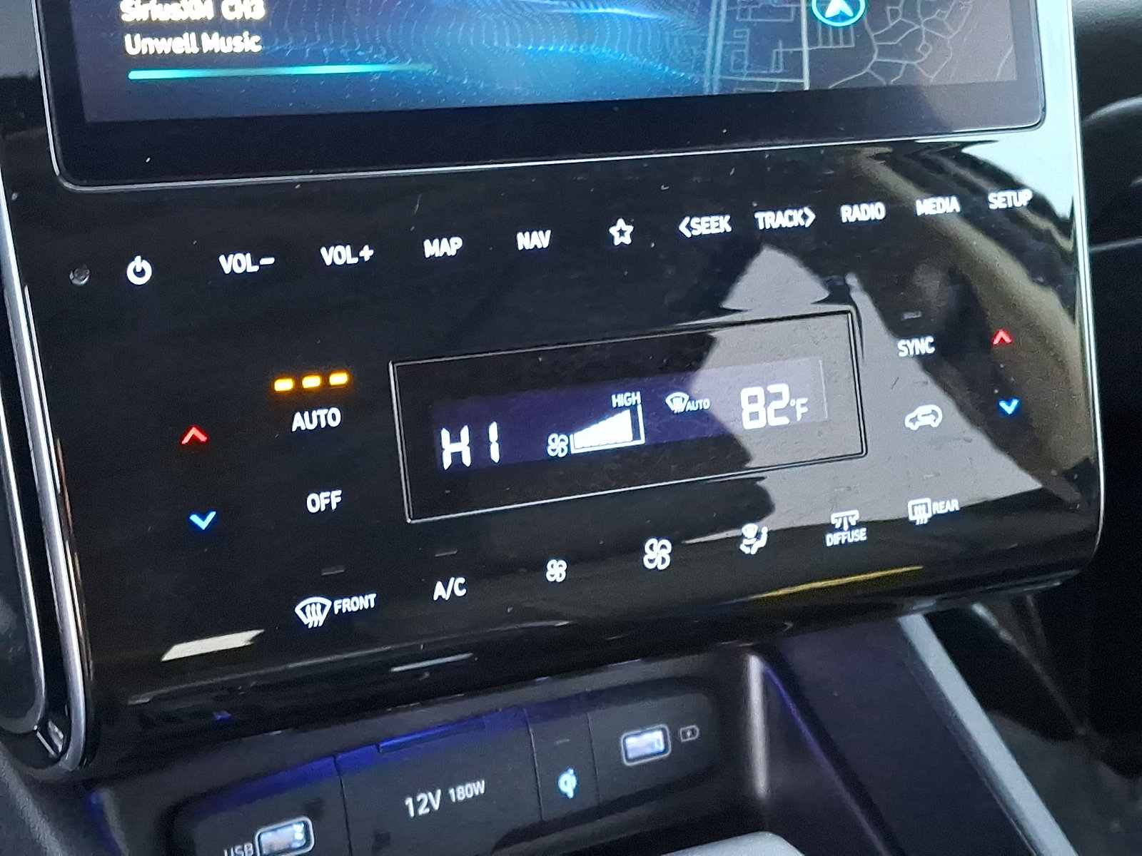 Certified 2024 Hyundai Tucson SEL w/ Convenience Package AWD/4WD image 19