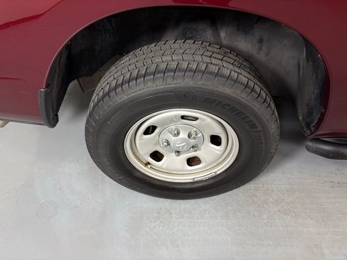 Used 2017 RAM 1500 Tradesman image 10