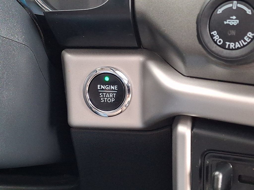 Certified 2023 Ford Expedition XLT AWD/4WD image 24