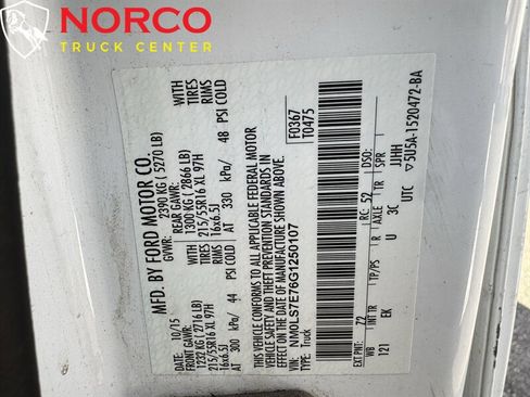 Used 2016 Ford Transit Connect XL image 29