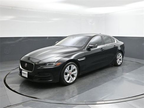 Used 2020 Jaguar XE S image 1