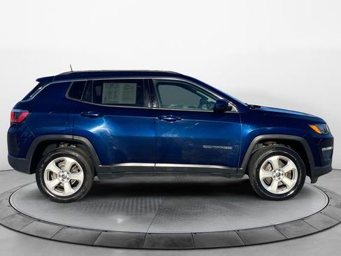 Used 2018 Jeep Compass Latitude w/ Cold Weather Group image 6