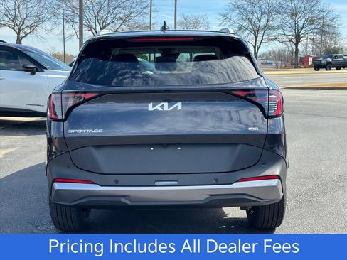 New 2026 Kia Sportage EX AWD/4WD image 4