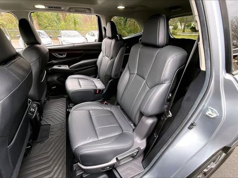 Used 2024 Subaru Ascent Touring AWD/4WD image 21