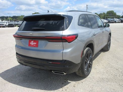 New 2026 Buick Enclave Sport Touring image 5