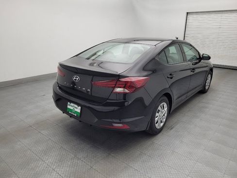 Used 2020 Hyundai Elantra SE FWD image 9