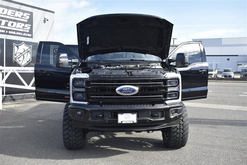 Used 2025 Ford F250 Platinum AWD/4WD image 34