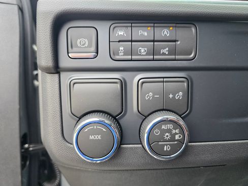 New 2026 Chevrolet Suburban RST w/ Comfort Package RWD image 15