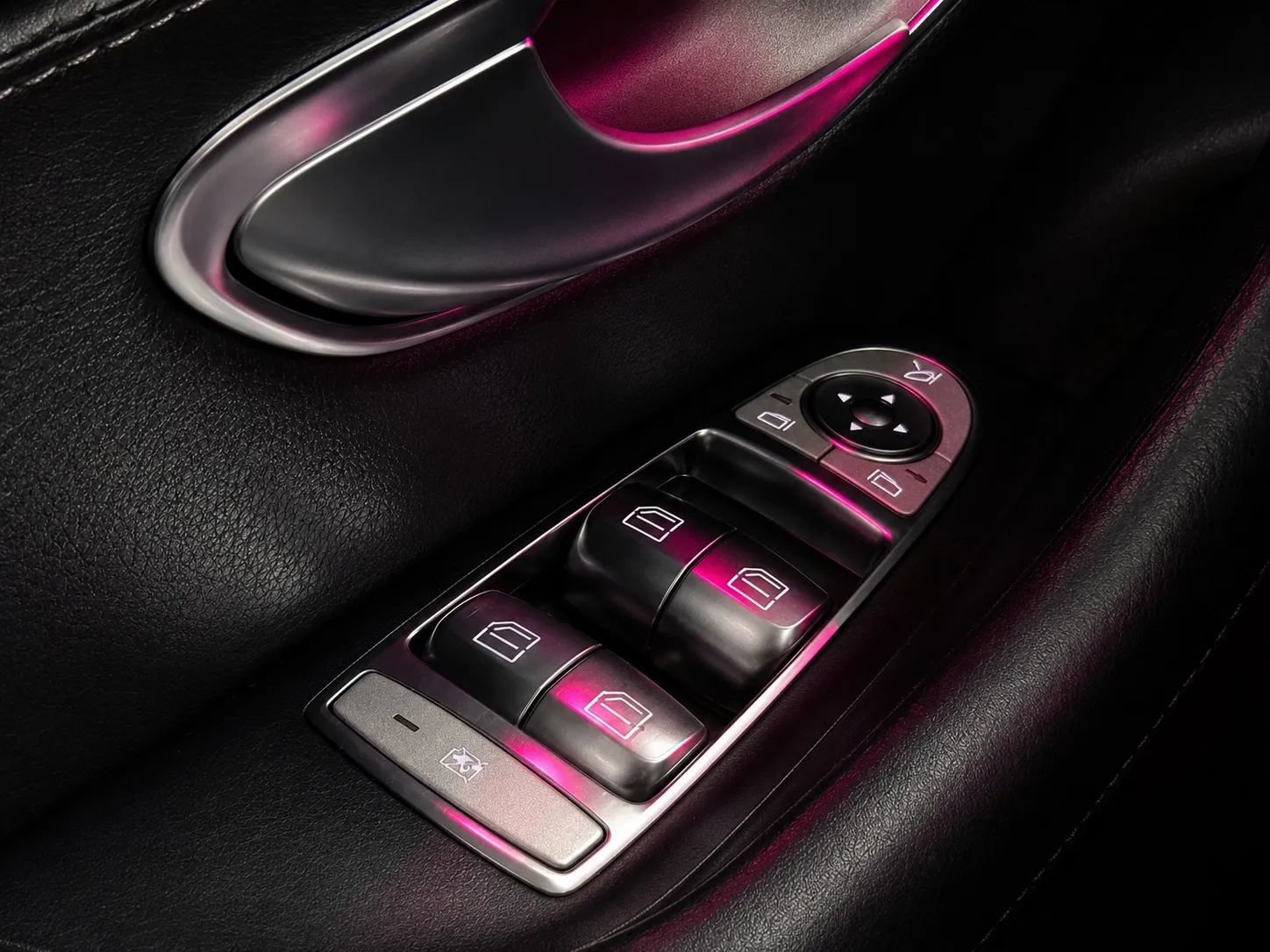 Used 2019 Mercedes-Benz AMG GT 63 image 37