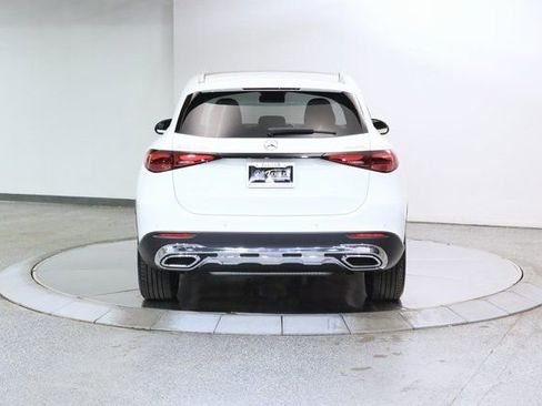 Certified 2025 Mercedes-Benz GLC 300 4MATIC image 9
