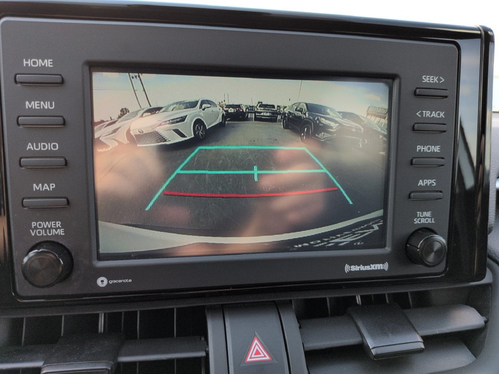 Used 2021 Toyota RAV4 LE AWD/4WD image 20