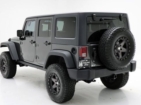 Used 2017 Jeep Wrangler Unlimited Rubicon w/ Dual Top Group image 7