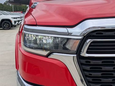 Used 2025 RAM 1500 Big Horn AWD/4WD image 9