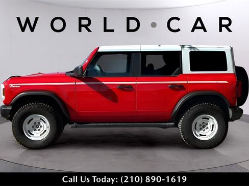Used 2023 Ford Bronco Heritage Edition image 8