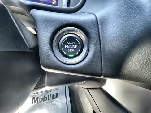 Used 2024 Chevrolet Tahoe Premier RWD image 17