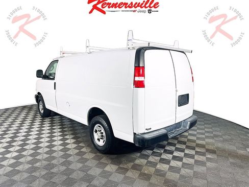 Used 2021 Chevrolet Express 2500 w/ Driver Convenience Package image 5