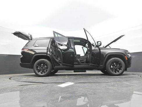 New 2026 Jeep Grand Cherokee L 4WD image 69