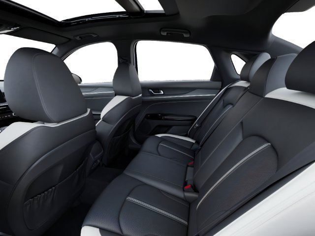 New 2026 Kia K5 GT-Line w/ GT-Line Premium Package AWD/4WD image 18