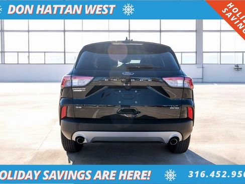 Used 2022 Ford Escape SE w/ Cold Weather Package image 29