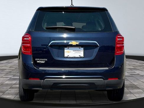 Used 2017 Chevrolet Equinox LS image 4