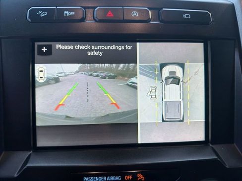 Used 2017 Ford F150 Raptor w/ Equipment Group 802A Luxury image 19