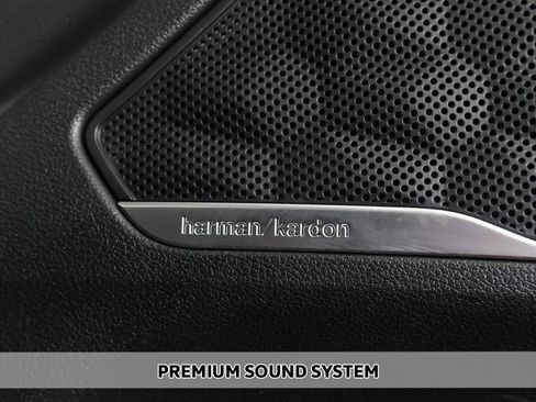 Used 2023 Hyundai Santa Fe Limited image 5