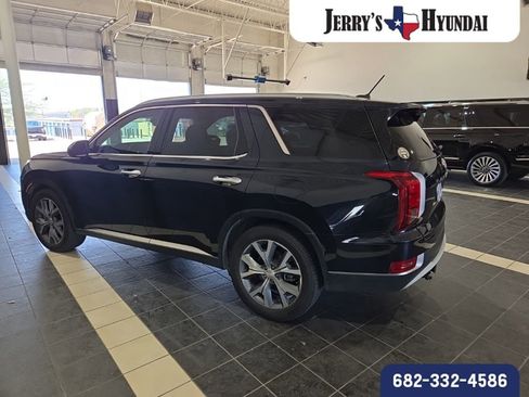 Used 2021 Hyundai Palisade SEL w/ Convenience Package image 6
