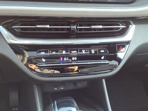 New 2026 Buick Envista Avenir image 32