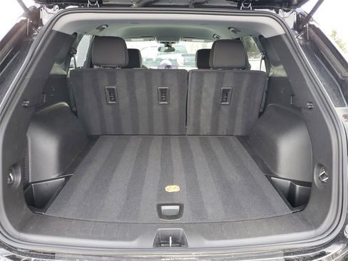 Used 2025 Chevrolet Blazer LT image 31