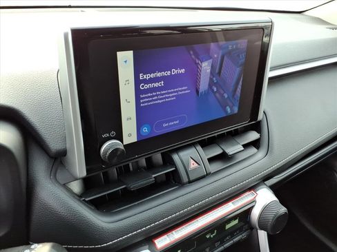 Certified 2025 Toyota RAV4 LE image 21