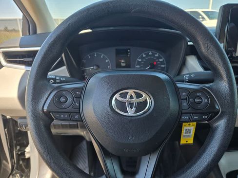 Used 2024 Toyota Corolla LE FWD image 22