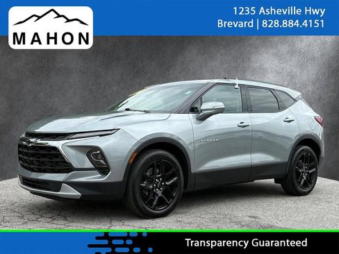 Used 2024 Chevrolet Blazer LT w/ Sound & Technology Package FWD image 1