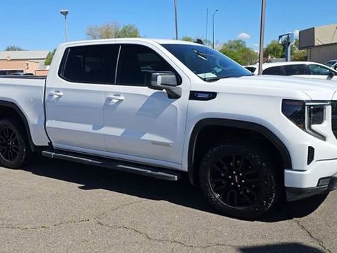 Used 2023 GMC Sierra 1500 Elevation w/ Elevation Premium Package AWD/4WD image 2
